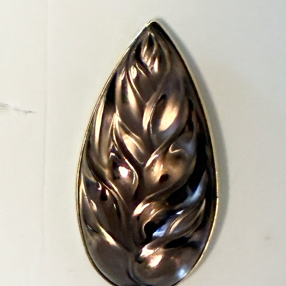 Lalique Crystal Leaf Brooch / Pin
